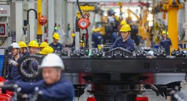 Çin’de sanayi sektörü, iki ayda yüzde 7 büyümeye imza attı