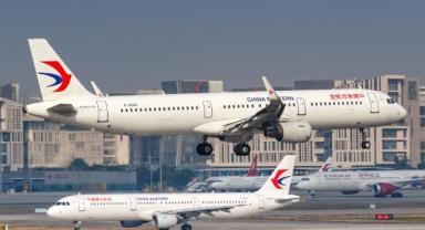 Çin'de uluslararası uçuşlar salgın öncesi seviyeye dönüyor