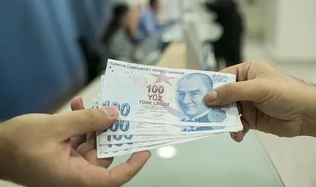 Emeklilere 3 bin liralık ikramiye yasalaştı