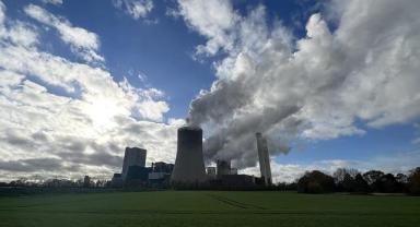 Uluslararası petrol ve gaz şirketlerinin iklim hedefleriyle uyumsuz olduğu tespit edildi