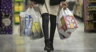 Tüketiciler en çok ayıplı mal ve hizmetlerden şikayetçi