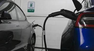 Çin'de elektrikli araç üretimi ve satışları nisanda arttı