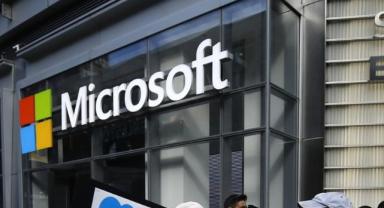 Microsoft, Fransa'da 4 milyar avroluk yatırım planlıyor