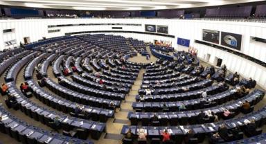 Avrupa Parlamentosu Başkanı Metsola'ya göre merkez partiler halen çoğunluğa sahip