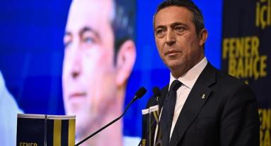 Fenerbahçe Kulübü Başkanı Ali Koç, milli yüzücülerle bir araya geldi