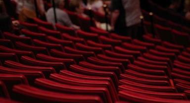 Tiyatro seyircisindeki artış sektörün yükselişini hızlandırıyor