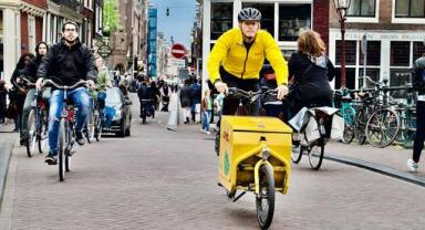 AB'nin nüfusu 449,2 milyona yükseldi