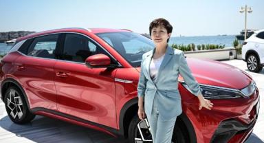 BYD Başkan Yardımcısı Li, Türkiye'deki yatırımla ilgili AA'ya konuştu: