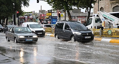 Edirne'de sağanak etkili oldu