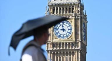 İngiltere’de artan sıcaklar nedeniyle sarı alarm verildi