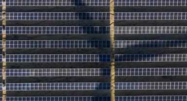 Küresel güneş enerjisi kurulu kapasitesinin yıl sonunda 2 teravatı aşması bekleniyor