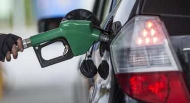 Rusya'da benzin ihracatına yönelik kısıtlamalar ekim sonuna kadar uzatıldı