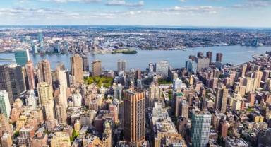 ABD'de tüketici güveni ağustosta beklentileri aştı