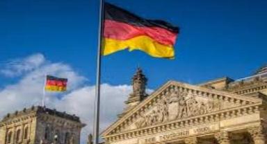 Almanya ekonomisi 2. çeyrekte azalan yatırımlarla yüzde 0,1 küçüldü