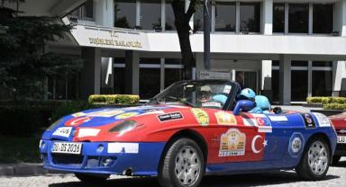 Doğu-Batı Dostluk ve İpek Yolu Rallisi'nin 2. ayağı başladı