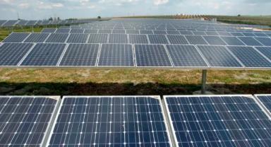 İngiltere'den Kalyon Enerji'ye güneş enerjisi santrali için 249 milyon avro kredi