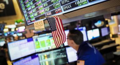 Küresel piyasalar haftanın ilk işlem gününde tarihi satış baskısı yaşadı