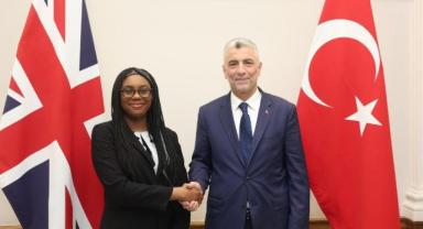 Ticaret Bakanı Bolat, İngiliz mevkidaşı Reynolds ile video konferans yoluyla görüştü: