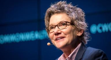 Fed Başkanı  Mary Daly'den faiz mesajı