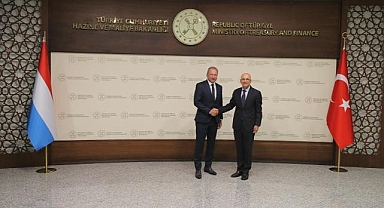 Hazine ve Maliye Bakanı Şimşek, Lüksemburg Maliye Bakanı Roth ile görüştü