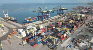 Limanlarda elleçlenen yük ve konteyner miktarı arttı