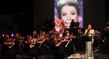 Zeki Müren vefatının 28. yılında Bodrum'da şarkılarıyla anıldı