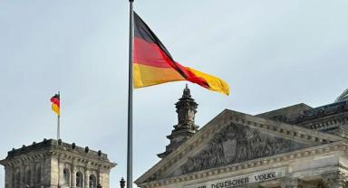 Almanya'da firmaların ihracat beklentisi art arda beşinci ayda da kötüleşti