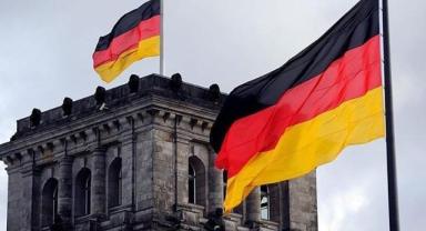 Almanya'da şirket faaliyetlerindeki daralma ekimde azaldı