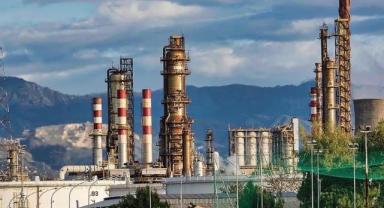 Brent petrolün varil fiyatı 77,56 dolar