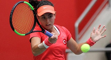 Milli tenisçi Ayla Aksu, Fransa'daki turnuvada ikinci oldu