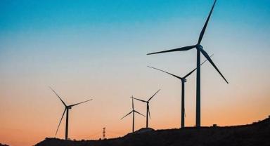 Türkiye, 2025'te elektrik üretiminde yenilenebilir kaynakların payını yüzde 47,8'e çıkarmayı hedefliyor