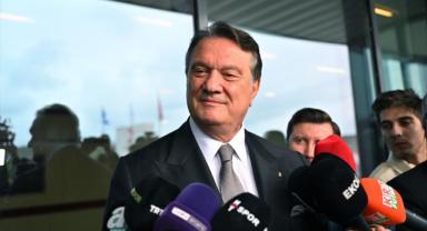 Beşiktaş Başkanı Hasan Arat, TFF Başkanı İbrahim Hacıosmanoğlu'nu ziyaret etti