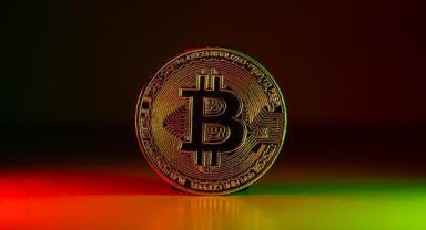 Bitcoin'in fiyatı “Trump dönemi” yaklaşırken yükseliş eğilimini sürdürüyor