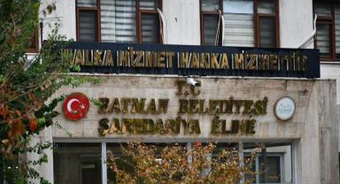 Mardin, Batman ve Halfeti belediyelerine kayyum atandı