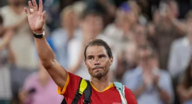 Tenisin efsane isimlerinden Rafael Nadal, kortlara veda etti