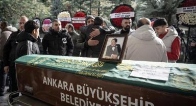 Ankaralı Turgut son yolculuğuna uğurlandı