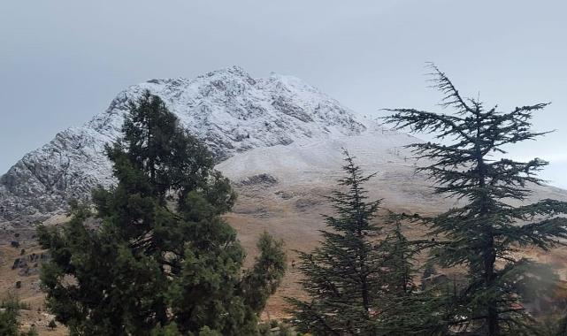 Antalya'nın yüksek kesimleri beyaza büründü