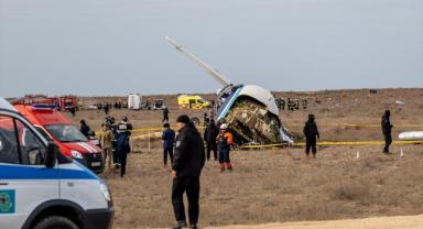 Azerbaycan Havayollarına ait uçak, Kazakistan'da düştü