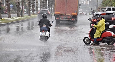 Bodrum'da sağanak etkili oluyor