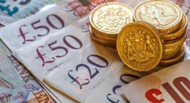 Dev Ekonomilerde Alarmlar Çalıyor: İngiltere Ekonomisi ekimde yüzde 0,1 daraldı