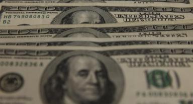 Dolar endeksi gördüğü 2 yılın en yüksek seviyesini zorlamaya devam ediyor