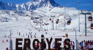 Erciyes Kayak Merkezi, hafta sonunda 70 bin ziyaretçi ağırladı