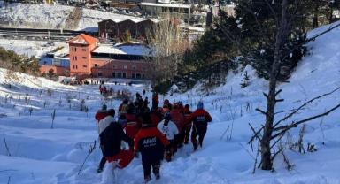 Erzurum'da Palandöken Dağı'nda sporcuların üzerine çığ düştü