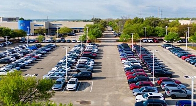 Japon otomobil üreticileri Honda ve Nissan birleşmeyi değerlendiriyor