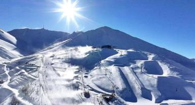 Kayak merkezlerinde en fazla kar kalınlığı 83 santimetreyle Palandöken'de ölçüldü