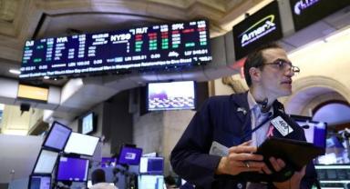 New York borsası yatay seyirle açıldı