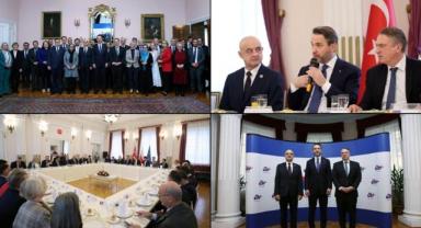 Bakan Bayraktar, AB ülkelerinin büyükelçileriyle buluştu