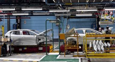 Bursa 434 bin adet üretim, 263 bin adet ihracatla otomobildeki liderliğini 2024'te sürdürdü