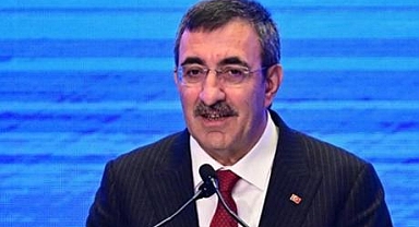 Cumhurbaşkanı Yardımcısı Yılmaz, İstanbul'da ekonomi basını ile bir araya geldi: (1)