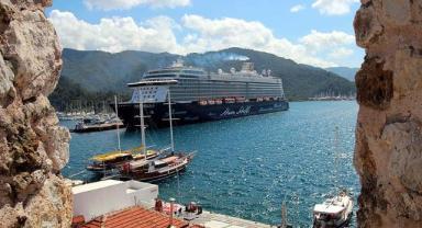 Muğla'ya geçen yıl 144 kruvaziyerle 248 bin yolcu geldi